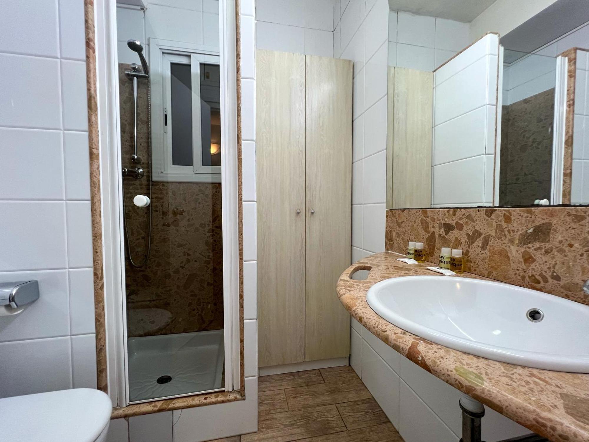Stay U-Nique Apartments Sardenya II Barcelona Buitenkant foto